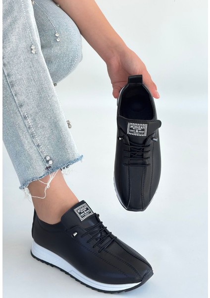 Monya Siyah Cilt Bağcıklı Spor Ayakkabı - Lisinya modelleri