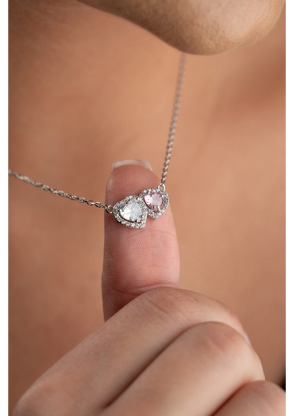 925 Ayar Gümüş Rodyum Kaplama Beyaz Pembe Taşlı Çift Kalp Model Kolye