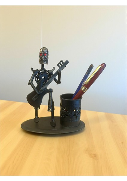 Kuru Kafa Metal Kalemlik ve Gitar Figürü – Masaüstü Organizatör (14X16 Cm) modelleri