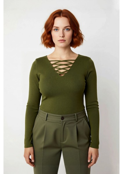 Kadın Bodycone Siluet Uzun Kollu Düz Desenli Triko Kazak Gündüz Gece Kombinlere Şık Uyum Sağlar