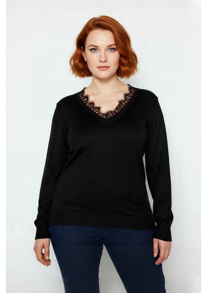 Kadın Triko V Yaka Kazak Ince Dokusuyla Konfor Sunarken Dantel Detayları Zarafet Katar Kaliteli