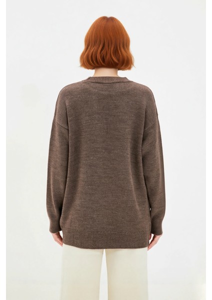 Kadın Casual Regular Kalıp Bisiklet Yaka Düz Triko Kazak Kış Günleri Için Konforlu Uzun Kollu Şıklık fiyatları