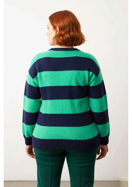 Kadın Rahat Kesim Çizgili Bisiklet Yaka Triko Kazak Uzun Kollu Soğuk Hava Için Ideal Kaliteli fiyatları