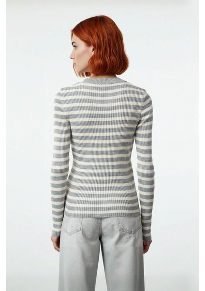 Kadın Çizgili Triko Fitted Uzun Kol Bisiklet Yaka Akrilik Basic Casual Günlük Kazak Kaliteli fiyatları