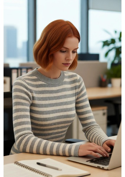 Kadın Çizgili Triko Fitted Uzun Kol Bisiklet Yaka Akrilik Basic Casual Günlük Kazak Kaliteli fırsatları