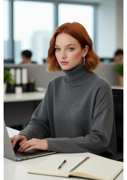 Kadınlara Özel Oversize Kesim Düz Desen Balıkçı Yaka Uzun Kollu Triko Kazak Kış Modası Kaliteli fırsatları