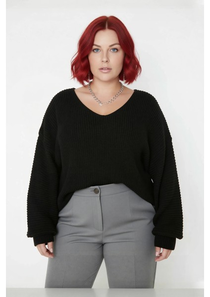 Kadın V Yaka Düz Desen Akrilik Triko Kazak Büyük Beden Kışlık Kombinlerin Rahat ve Şık Tamamlayıcısı fiyatları