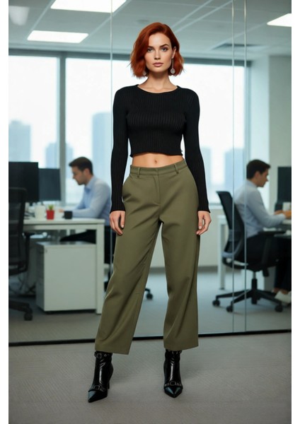 Kadın Şık Fitted Super Crop Uzun Kollu Bisiklet Yaka Triko Bluz Fitilli Dokulu Yanları Yırtmaçlı