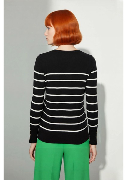 Kadın Modern Ekru Çizgili Bisiklet Yaka Fitted Kesim Triko Kazak Ilkbahar Sonbahar Konforu modelleri