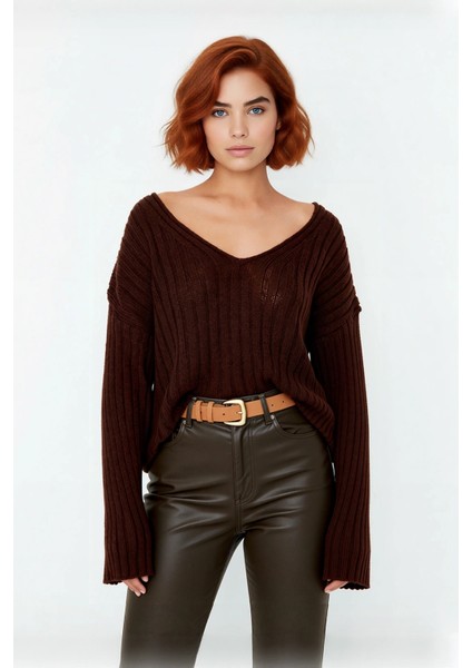 Kadın Basic V Yaka Geniş Kalıp Uzun Kollu Yünlü Triko Kazak Fitilli Dokusuyla Gün Boyu Konfor Sunar fiyatları