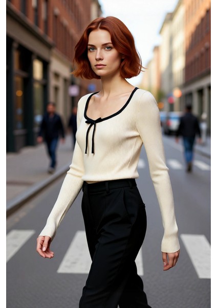 Kadın Fitted Kalıp Fitilli Dokuma Havuz Yaka Triko Kazak Ince Yapısıyla Modern Bir Stil Sunar modelleri
