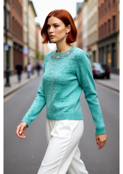 Kadın Günlük Şık Taş Detaylı Bisiklet Yaka Regular Kalıp Ince Dokulu Uzun Kollu Triko Kazak fırsatları