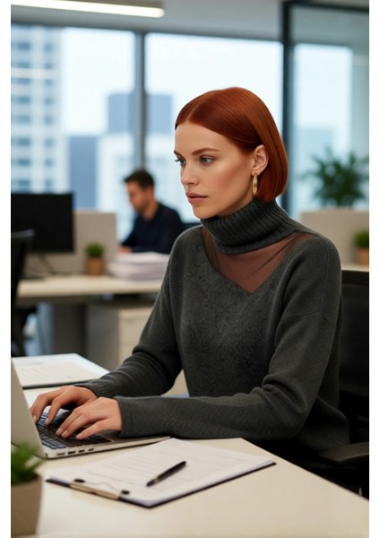 Kadın Basic Siluet Triko Kazak Düşük Kol Choker Yaka Tül Detaylı Kış Stiline Modern Dokunuş fırsatları