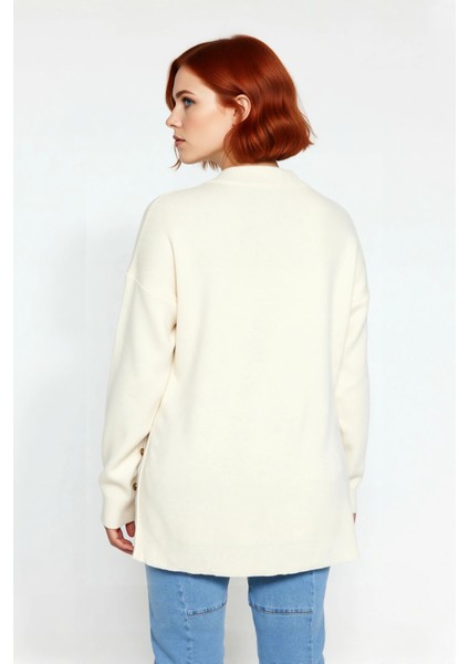 Kadın Basic Relaxed Kalıp Triko Kazak Balıkçı Yaka Düğme Detaylı Uzun Boy Konforlu Kış Kombinleri modelleri