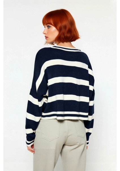 Kadın Basic Çizgili Oversize Triko Crop Kazak Düşük Kol Rahat Kesim Şık Görünüm Kaliteli fiyatları