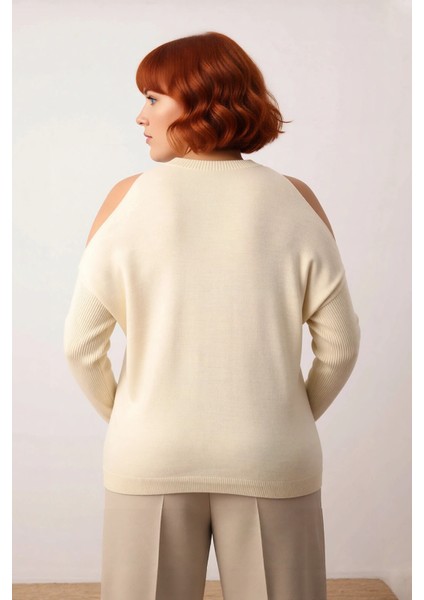 Kadın Rahat Relaxed Kalıp Dik Yaka Düşük Kollu Omzu Açık Detaylı Trend Akrilik Triko Kazak modelleri