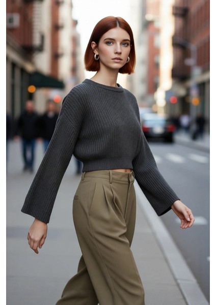 Kadın Gri Oversize Selanik Dokuma Bisiklet Yaka Ispanyol Kol Crop Akrilik Triko Kazak Kaliteli fırsatları