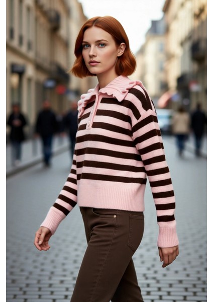 Kadın Orta Kalınlıkta Devrik Yaka Çizgili Düşük Kollu Triko Kışlık Crop Kazak Günlük Şıklık modelleri