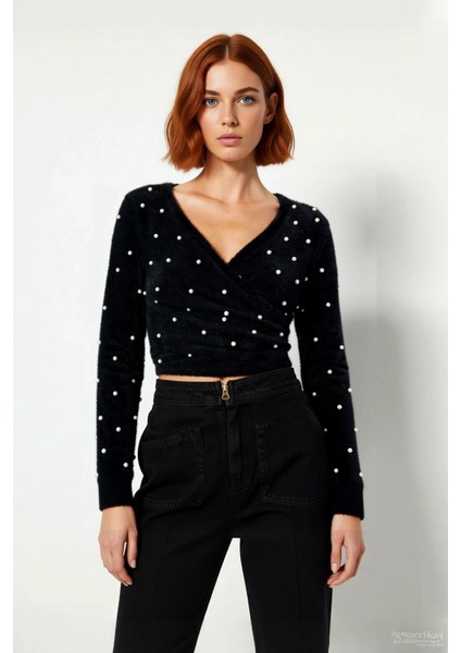 Kadın Fitted Basic V Yaka Siyah Tüylü Inci Detaylı Super Crop Uzun Kollu Triko Kazak Iddialı Stil