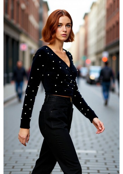 Kadın Fitted Basic V Yaka Siyah Tüylü Inci Detaylı Super Crop Uzun Kollu Triko Kazak Iddialı Stil modelleri