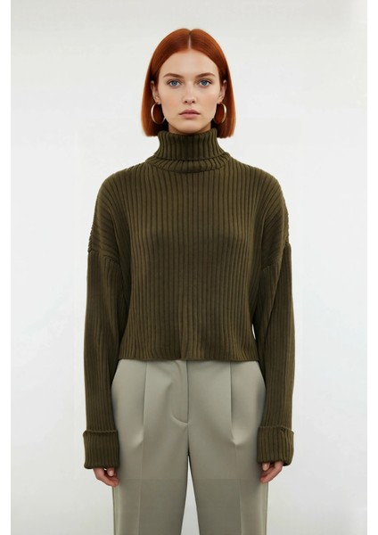 Kadın Oversize Super Crop Balıkçı Yaka Kışlık Triko Kazak Uzun Kollu Rahat ve Şık Stil Kaliteli