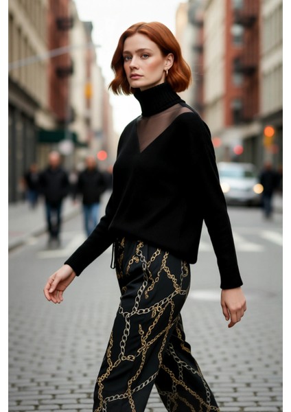 Kadın Şık Regular Kesim Akrilik Triko Kazak Choker Yaka Tül Detayıyla Gündüzden Geceye Zarafet fırsatları