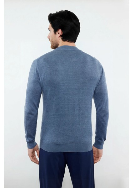 Erkek Şık Fitted Kalıp Düz Desen Dik Yaka Triko Kazak Soğuk Havalar Için Ideal Konforlu Uzun Kollu modelleri