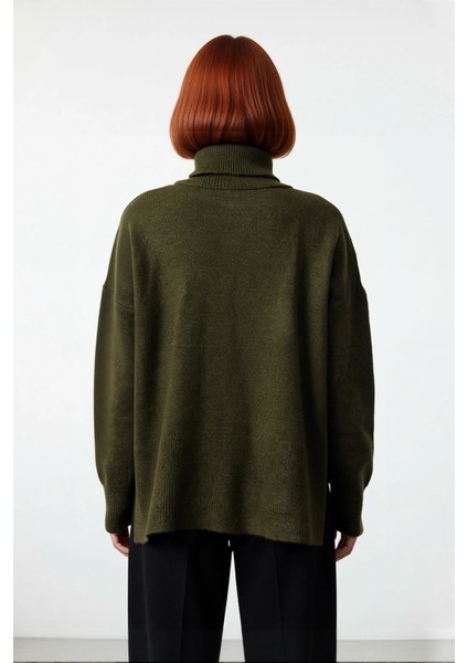 Kadın Rahat Oversize Balıkçı Yaka Triko Kazak Soğuk Havalar Için Şık ve Modern Kombinler Kaliteli modelleri