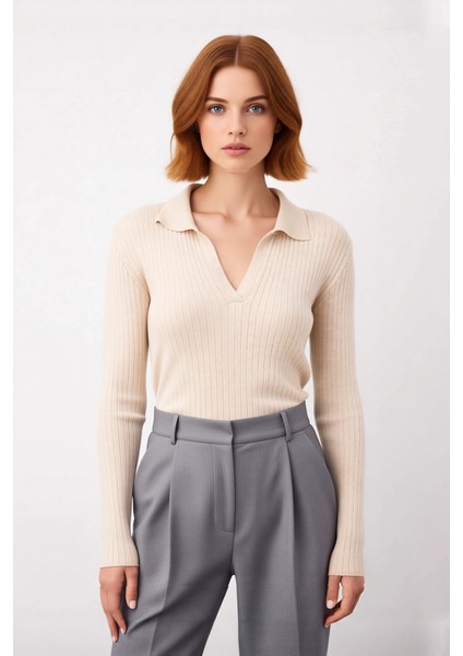 Kadın Polo Yaka Fitilli Triko Kazak Modern Fitted Tasarımıyla Casual Şıklığı Soğuk Havalarda