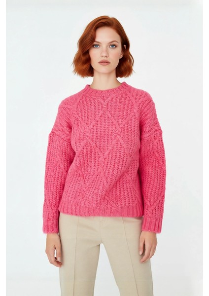 Kadın Günlük Oversize Kesim Saç Örgüsü Desenli Triko Kazak Kış Sonbahar Için Bisiklet Yaka fiyatları