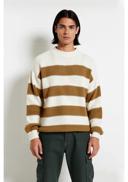 Erkek Günlük Kullanım Için Şık Çizgili Bisiklet Yaka Akrilik Uzun Kollu Oversize Triko Kazak fiyatları