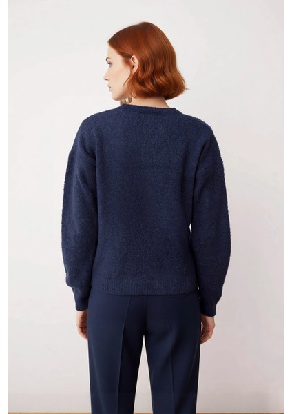 Kadın Soğuk Havalar Için Oversize Çizgili Triko Kazak Bisiklet Yaka Düşük Kol Şık ve Modern modelleri