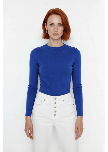 Kadın Uzun Kollu Basic Fitted Bisiklet Yaka Triko Kazak Ilkbahar Sonbahar Günlerine Şıklık Katıyor fiyatları