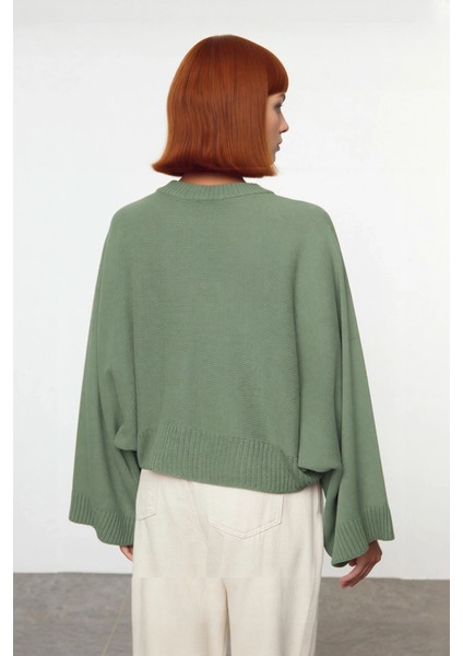 Kadın Basic Siluet Oversize Dik Yaka Ispanyol Kol Akrilik Triko Kazak Konforlu ve Modern Kaliteli modelleri