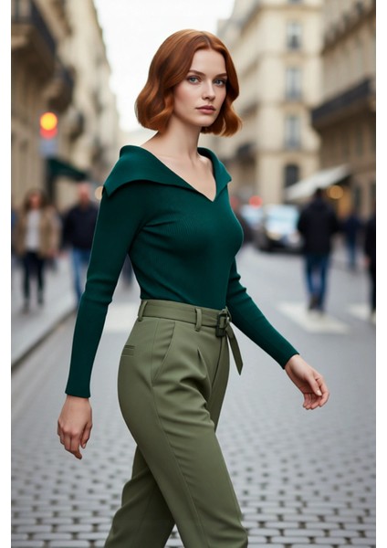 Kadın Şık Devrik Yaka Fitilli Triko Üst Fitted Kesim Uzun Kol Crop Model Ilkbahar Sonbahar modelleri