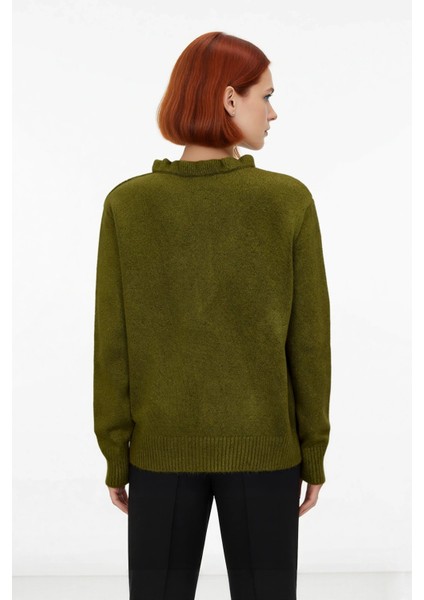 Kadın Regular Kalıp Düz Desen Bisiklet Yaka Düğme Detaylı Triko Kazak Kış Günleri Için Konforlu fiyatları