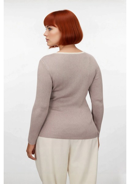 Kadın Bej Triko Kazak Fitted Kesim Polyester Fitilli Çift Katman Görünümlü Günlük Şık Ince Yapı modelleri