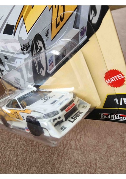 Premium 1/64 Nissan Skyline LB-ER34 Super Silhouette fırsatları
