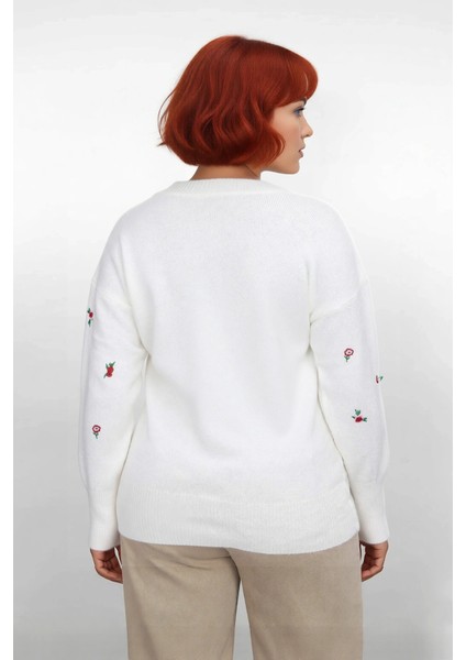 Kadın Casual Uzun Kollu Çiçek Desenli Triko Kazak Regular Kesim Bisiklet Yaka Kış Sezonu Şıklığı modelleri