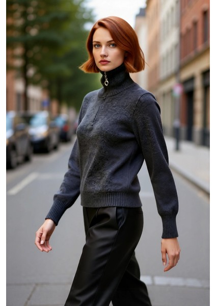 Kadın Standart Kol Regular Kalıp Orta Kalınlık Dik Yaka Fermuarlı Triko Kazak Kış Kombinleri fırsatları