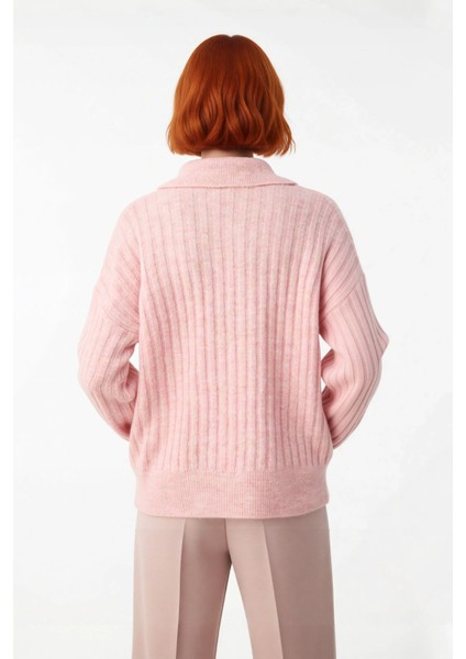 Modern Kadın Oversize Polo Yaka Triko Kazak Rahat Düşük Kol Fitilli Dokusuyla Kış Gardırobunuzun modelleri