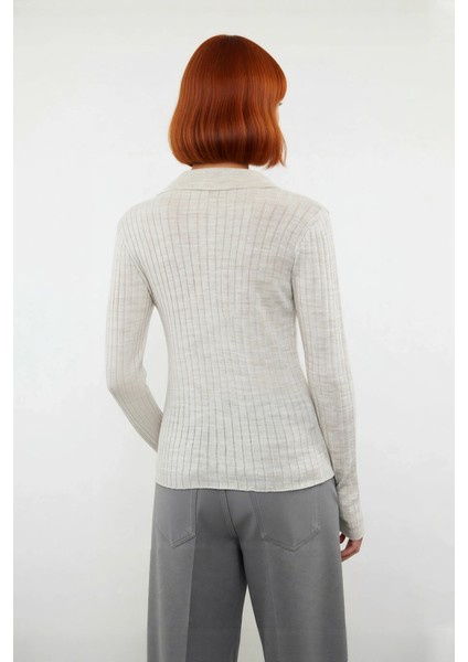 Kadınlar Için Uzun Kollu Regular Fitilli Triko Kazak Polo Yaka Detaylı Kışlık Şık Görünüm Kaliteli modelleri