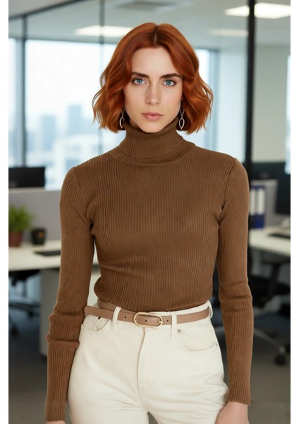 Kadın Basic Balıkçı Yaka Fitted Triko Kazak Akrilik Kumaşıyla Kış Kombinlerinin Vazgeçilmezi