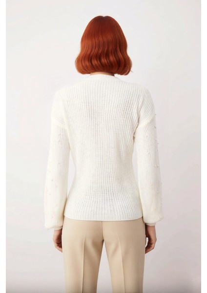 Kadın Basic Siluet Inci Detaylı Bisiklet Yaka Triko Kazak Düşük Kol Rahat Giyim Stili Kaliteli modelleri