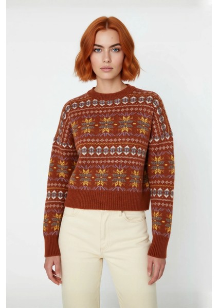 Kadın Oversize Bisiklet Yaka Etnik Desen Triko Kazak Düşük Kol Detayıyla Şık Kış Kombinleri fiyatları