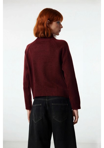 Kadın Casual Regular Fit Uzun Kollu Dik Yaka Kışlık Cep Detaylı Sıcak Tutan Triko Kazak Kaliteli modelleri