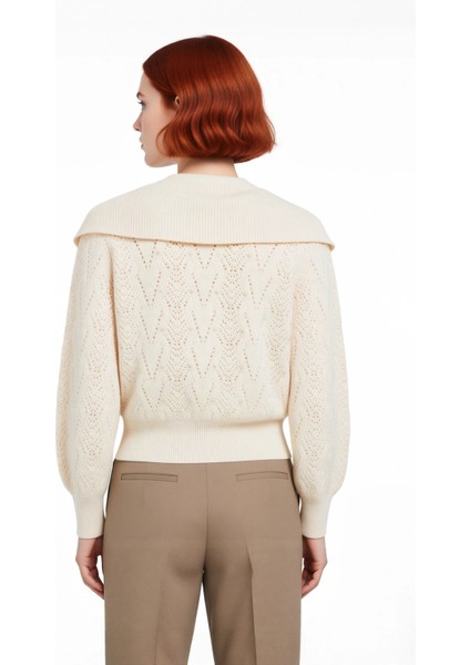 Kadın Triko Ajurlu Inci Detaylı Fular Yaka Kazak Regular Kalıp Uzun Kol Günlük ve Konforlu Giyim modelleri