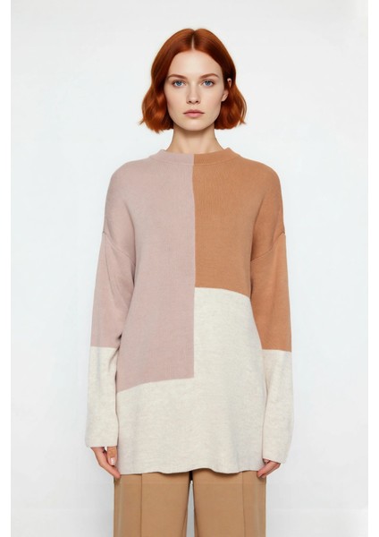 Kadın Casual Ortamlar Için Dik Yaka Renk Bloklu Standart Kol Triko Kazak Kış Şıklığı Kaliteli fiyatları