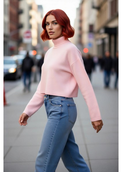 Kadın Oversize Balıkçı Yaka Düşük Kol Triko Kazak Süper Crop Boy Kışlık Rahat ve Şık Tasarım fırsatları