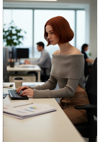 Kadın Carmen Yaka Uzun Kollu Triko Kazak Asimetrik Crop Kesimiyle Stil Sahibi Görünüm Kaliteli